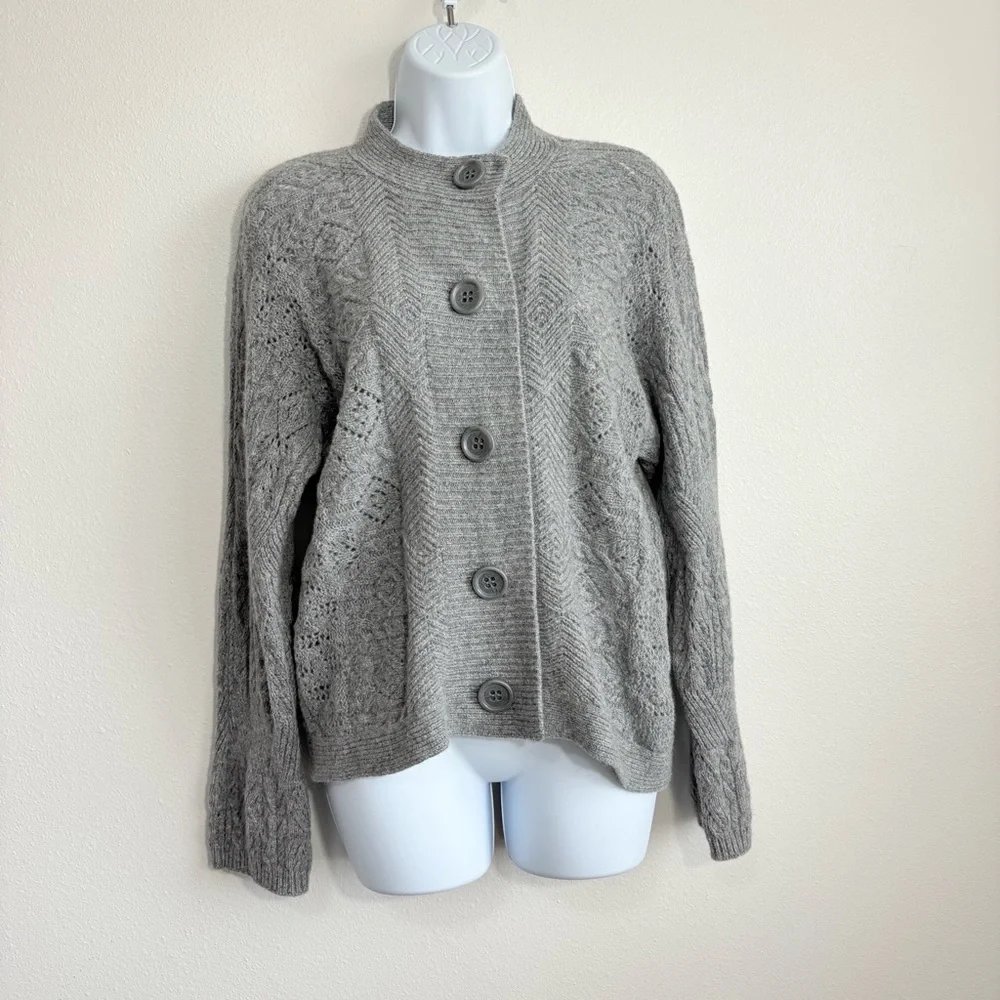 Liz Claiborne 100% Lambswool Gray Button-Up Cardigan SzS Classic Luxury
